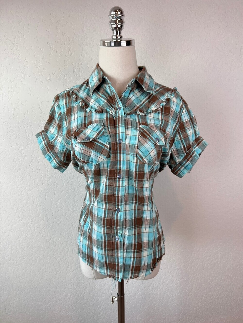Vintage Y2K Blue Brown Plaid Short Sleeve Snap Up Top Western size Medium